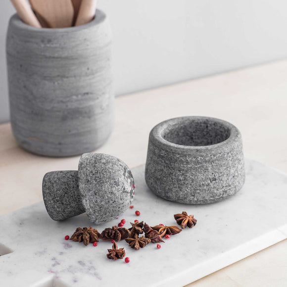 Granite Spice Crusher - GardenTrading