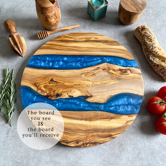 Large Olive Wood Serving River Board with Dual Blue Veins - Dia 14