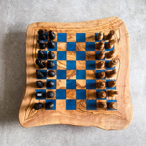 Rustic Olive Wood Chess Board with Chess Pieces