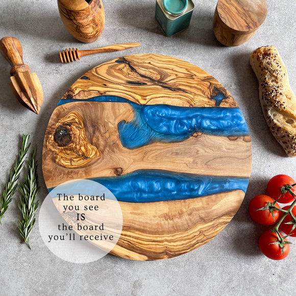 Large Olive Wood Serving River Board with Dual Blue Veins - Dia 14