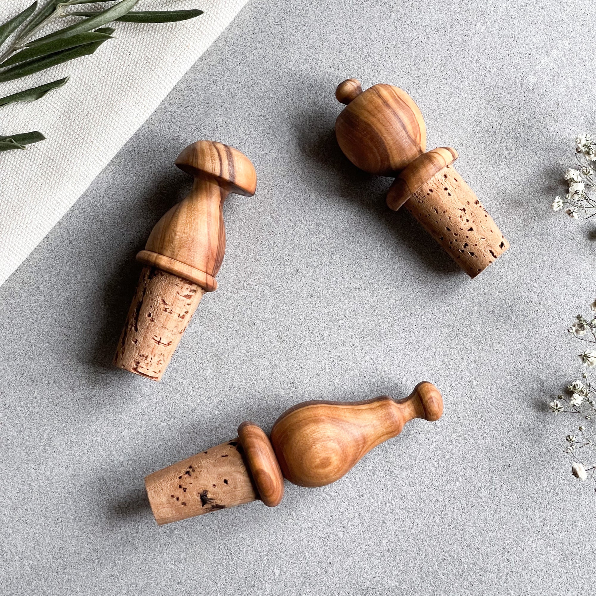 Pair of Olive Wood Wine Bottle Cork Stopper