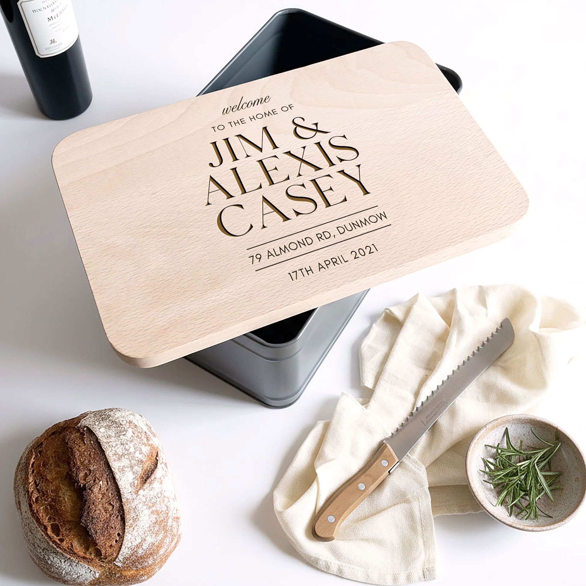 Personalised Bread Storage Bin with Engraved Wooden Lid