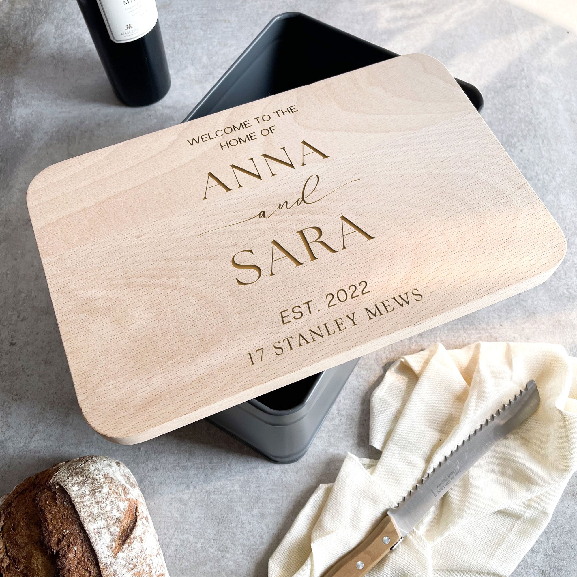 Personalised Bread Storage Bin with Engraved Wooden Lid