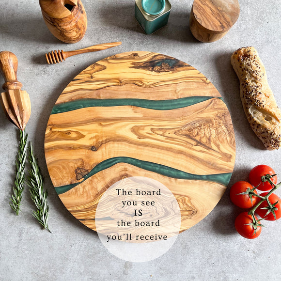 Large Olive Wood Serving River Board with Dual Green Veins - Dia 14