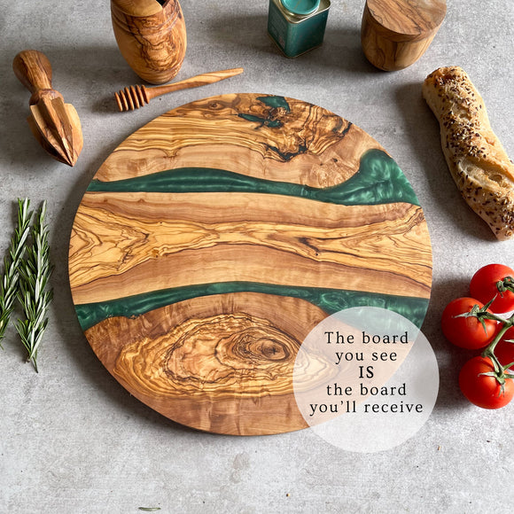 Large Olive Wood Serving River Board with Dual Green Veins - Dia 14