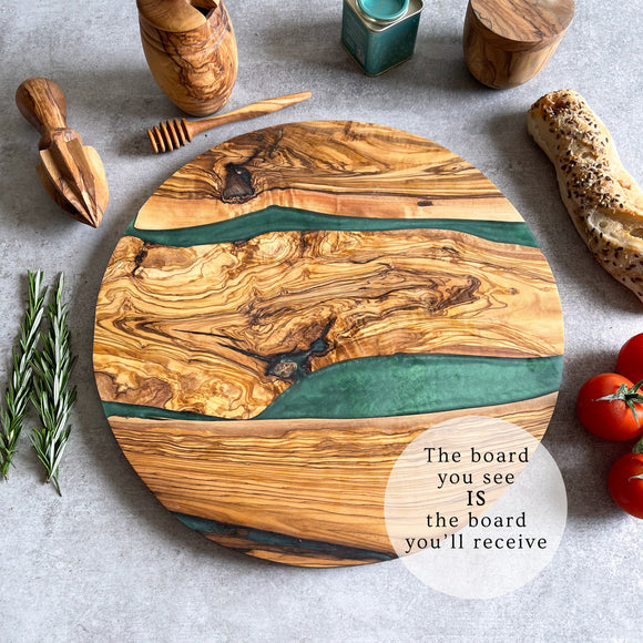 Large Olive Wood Serving Resin Board with Dual Green Veins - Dia 14