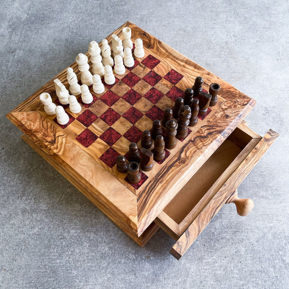Olive Wood Chess Board with Chess Pieces