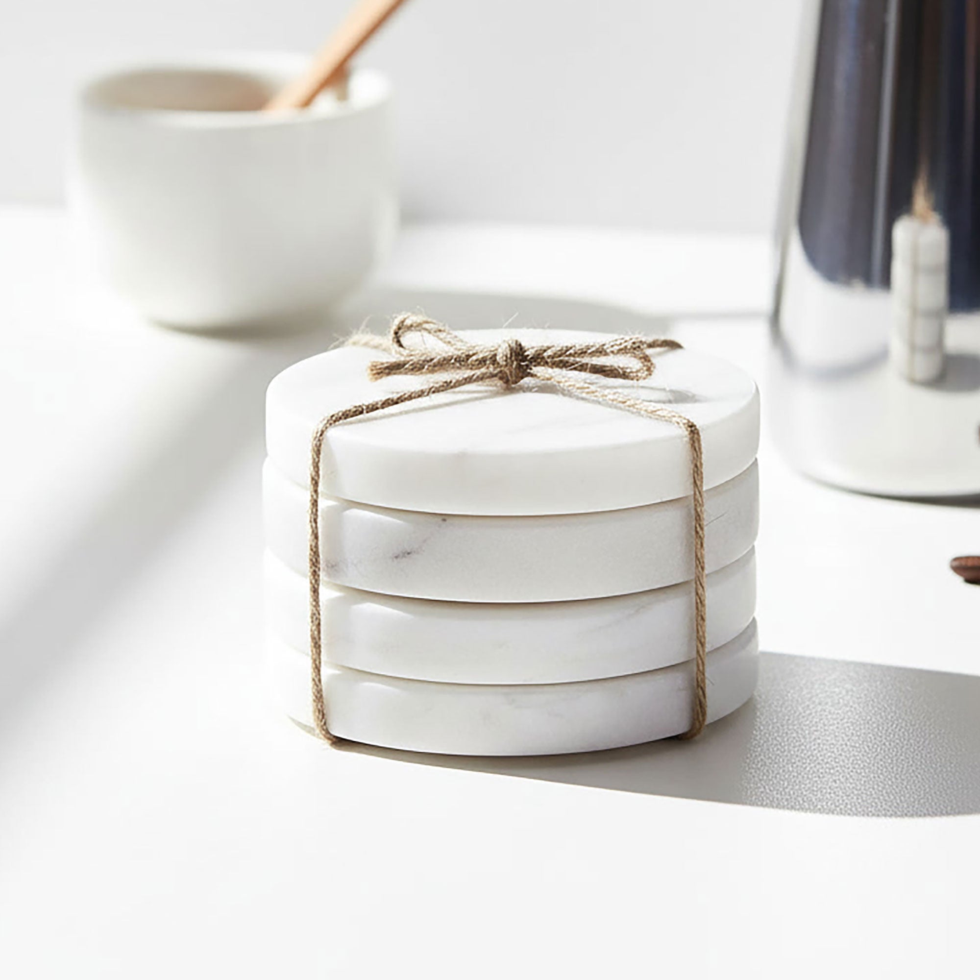 Set of 4 White Marble Round Coasters